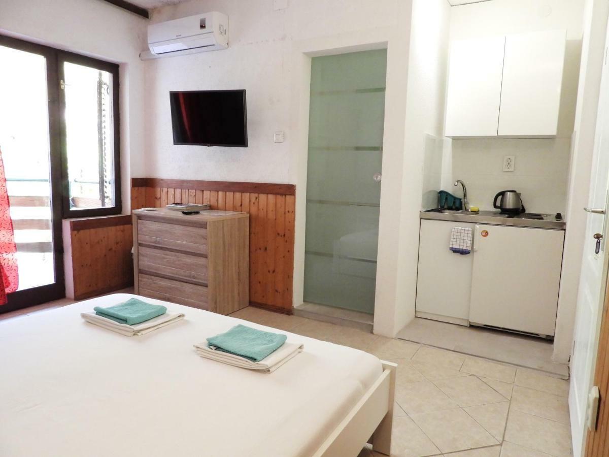 Hrstich Apartments 德朗西斯 外观 照片